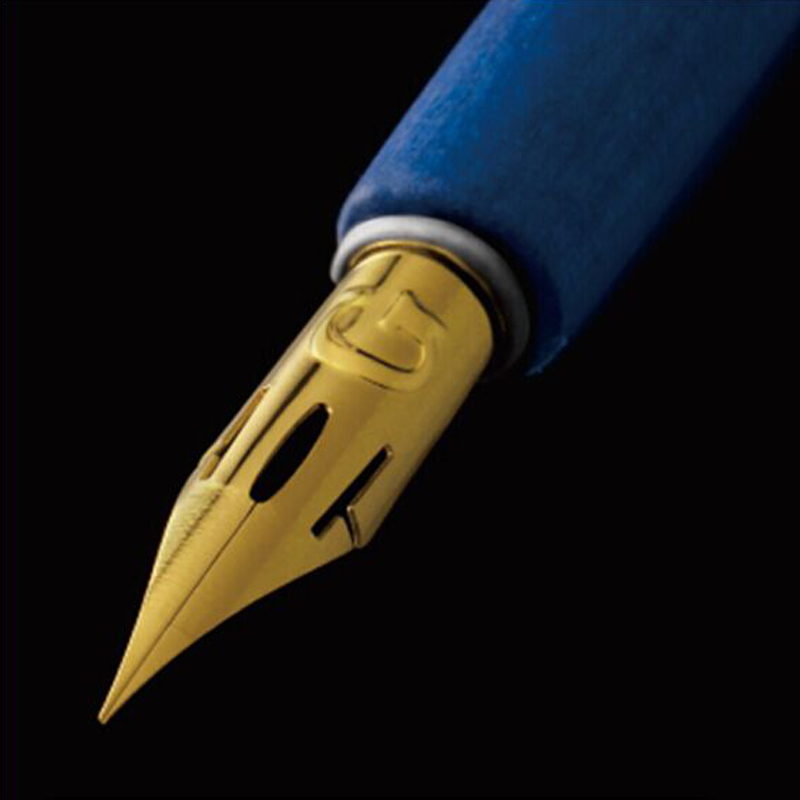 قلم رسم خطوط ياباني من زيبيرا  - مراجعة Zebra Pen Sarasa وسعره